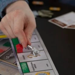 Hasbro Monopoly Geheimtresor, Brettspiel -Spielzeug Verkaufsgeschäft Hasbro Monopoly Geheimtresor Brettspiel@@1871523 9