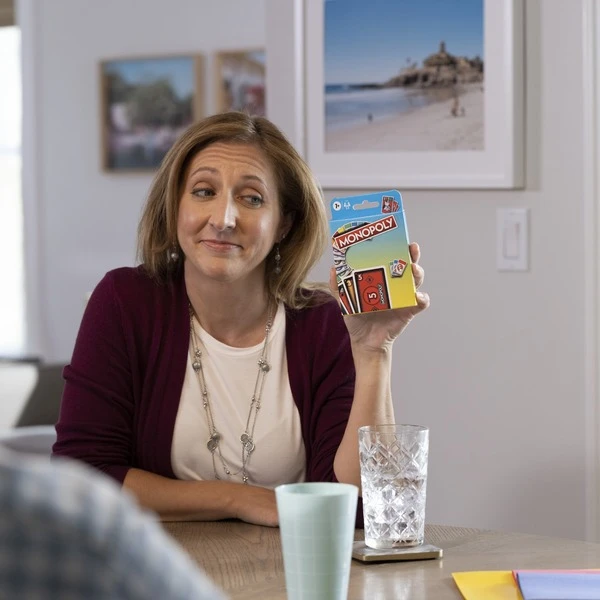 Hasbro Monopoly Kids, Kartenspiel 19 Hasbro Monopoly Kids, Kartenspiel – Bild 19